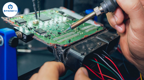 5 Stakes in Automotive ECU Soldering Rework