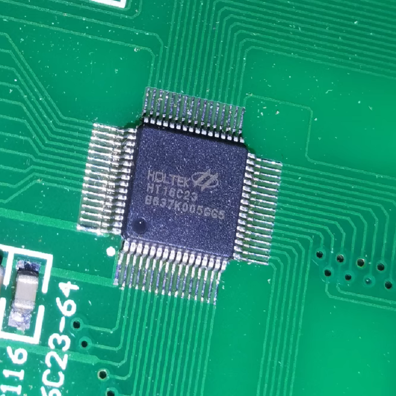 HT16C23 QFP48 QFP64 Car Computer Board LCD Display Driver Chip