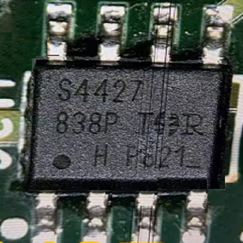 IRS4427 S4427 SMD New Energy Vehicles Power Driver Chip