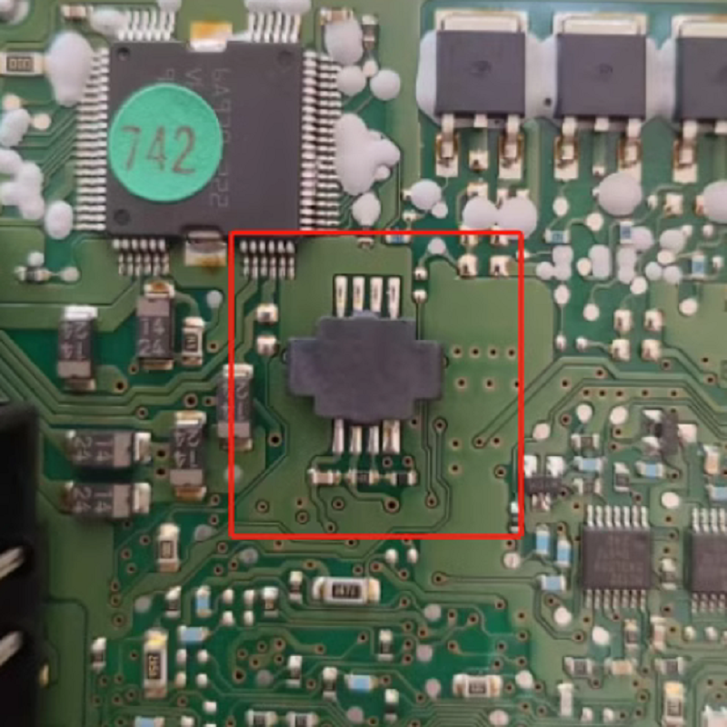 KP124 ME7 Car Computer Board Atmospheric Pressure Sensor IC