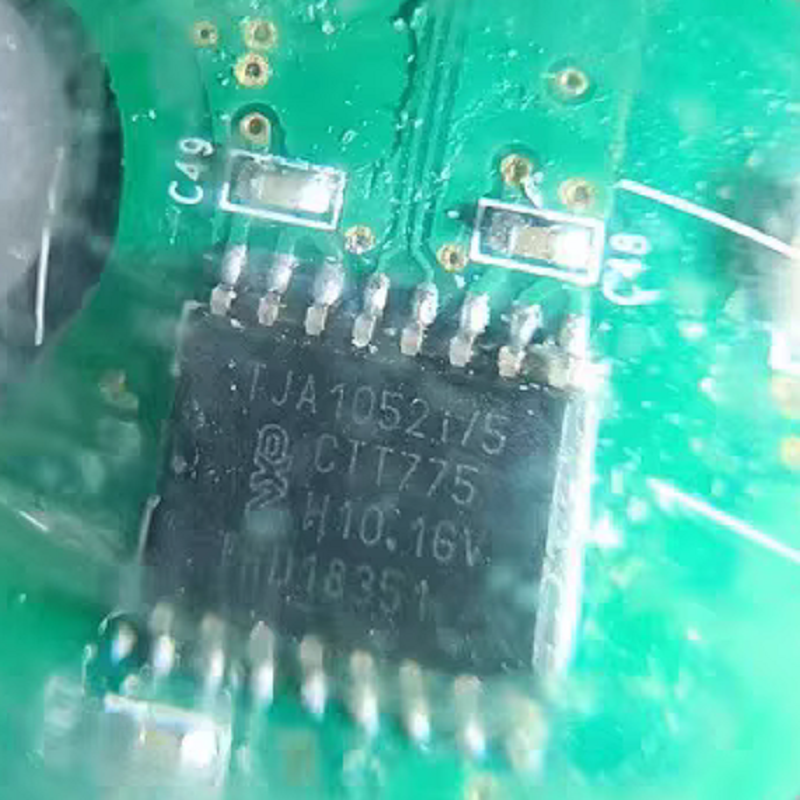 TJA1052IT/5 TJA1052I/5 SOP16 CAN Car Transceiver Chip