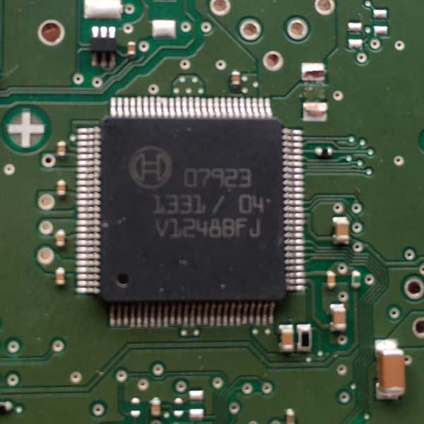 Bosch 07923 Car Computer Board ECU IC CPU Control Unit Fittings