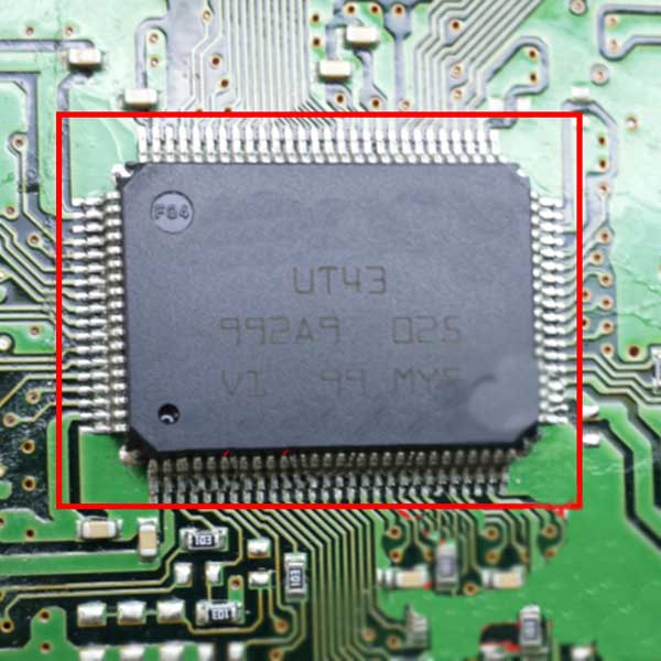 ADVICS UT43 Car Computer Board Usually Used Vulnerable Chip