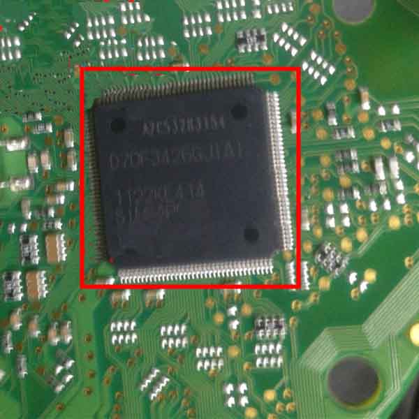 D70F3426GJ(A) Car Computer Board CPU Car ECU Renewable Chip