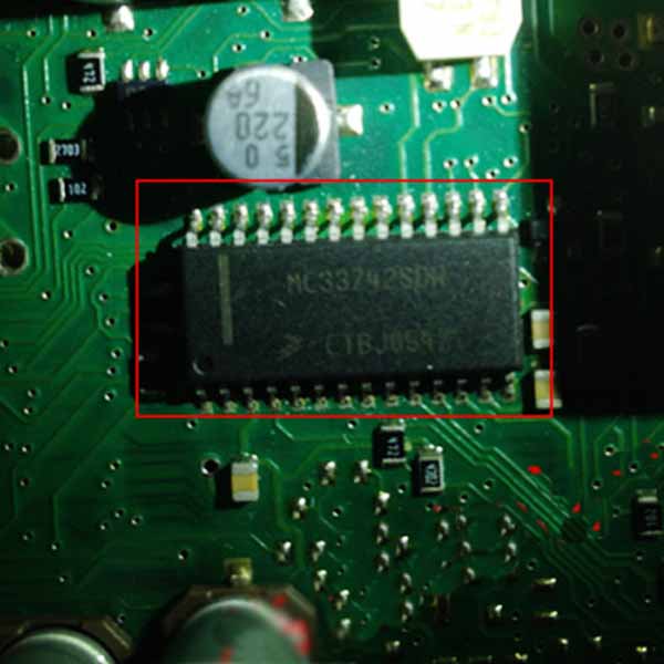 MC33742SDW Auto Engine Computer Board Vulnerable Control Chip