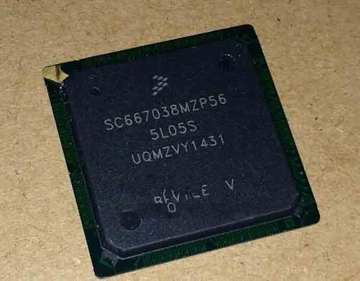 SC667038MZP56 5L05S Auto Computer Board chip Auto ECU CPU IC