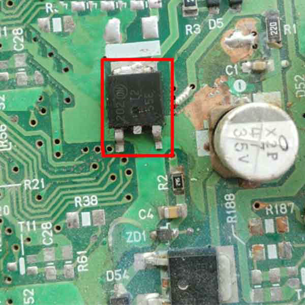 T2955E Car Computer Board Triode ECU Board Computer Chip